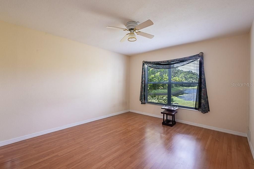 Под контрактом: $350,000 (3 спален, 2 ванн, 2174 Квадратных фут)