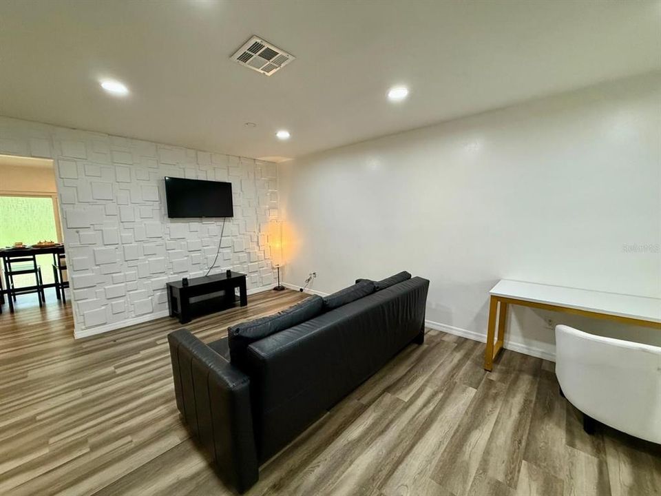 En Venta: $265,000 (2 camas, 1 baños, 952 Pies cuadrados)