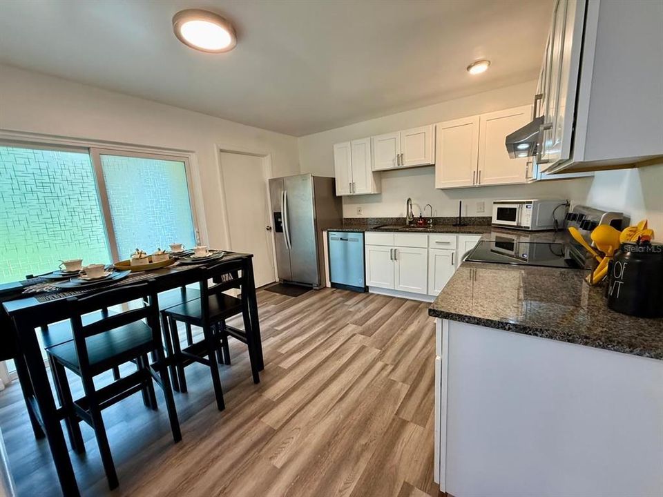 En Venta: $265,000 (2 camas, 1 baños, 952 Pies cuadrados)