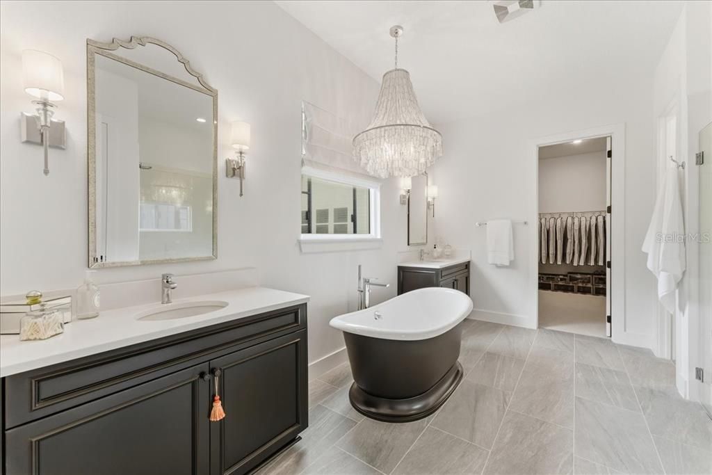 For Sale: $1,275,000 (5 beds, 4 baths, 3460 Square Feet)