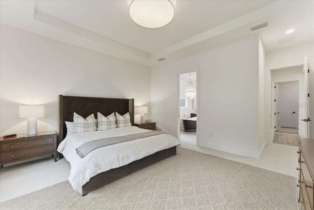 For Sale: $1,275,000 (5 beds, 4 baths, 3460 Square Feet)