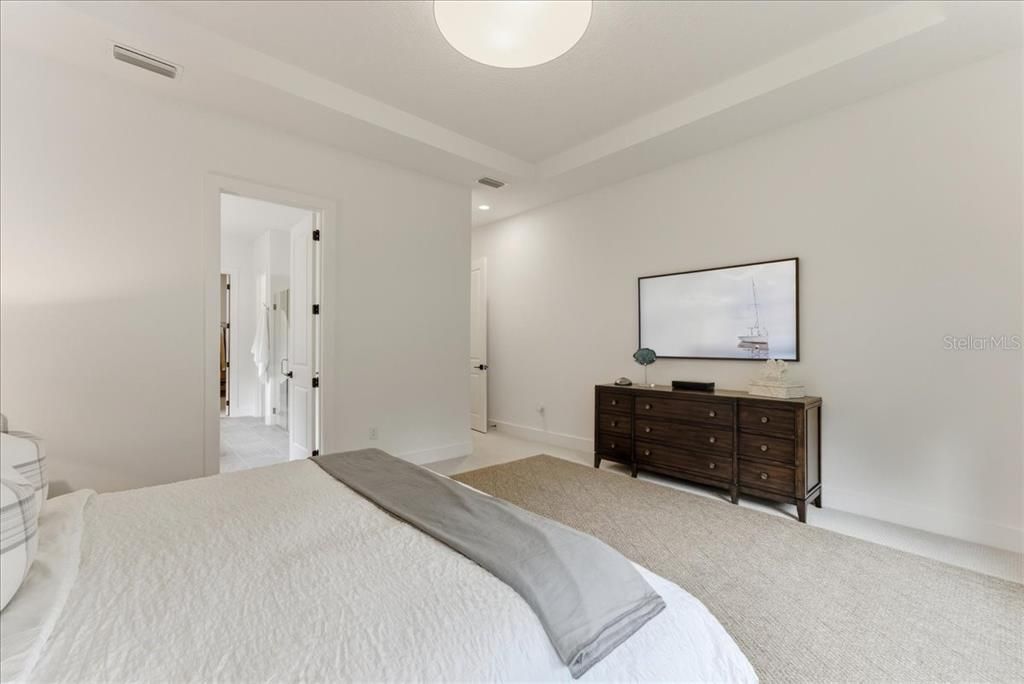 For Sale: $1,275,000 (5 beds, 4 baths, 3460 Square Feet)