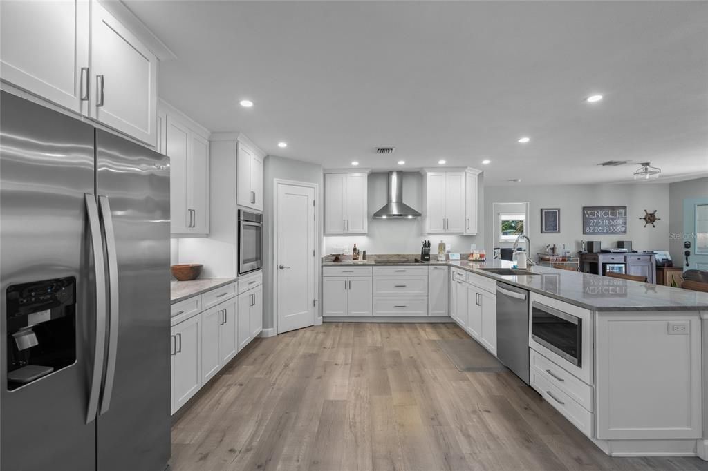 En Venta: $775,000 (3 camas, 2 baños, 1755 Pies cuadrados)