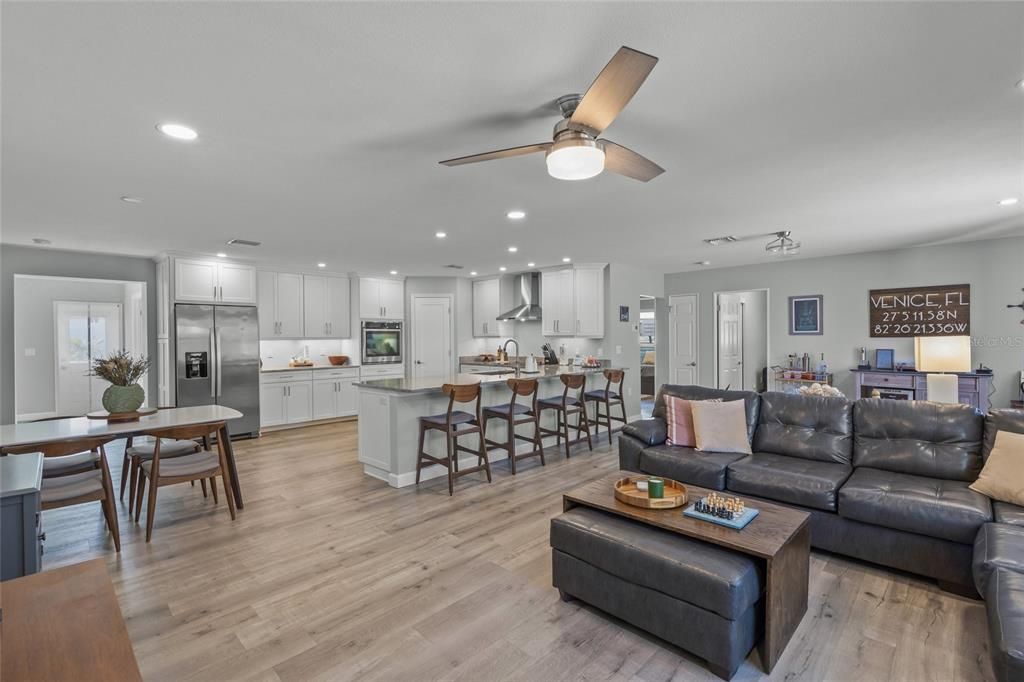 En Venta: $775,000 (3 camas, 2 baños, 1755 Pies cuadrados)