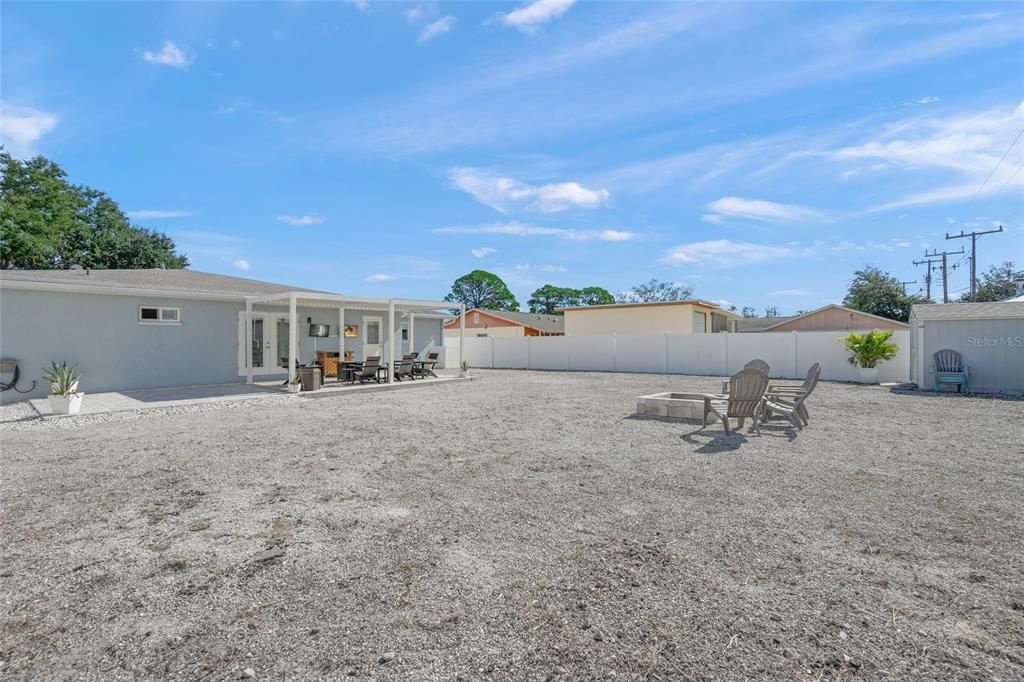 En Venta: $775,000 (3 camas, 2 baños, 1755 Pies cuadrados)