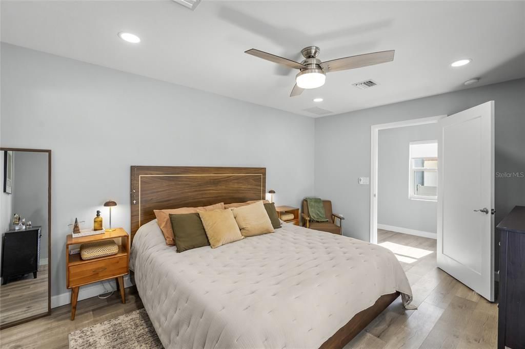 En Venta: $775,000 (3 camas, 2 baños, 1755 Pies cuadrados)