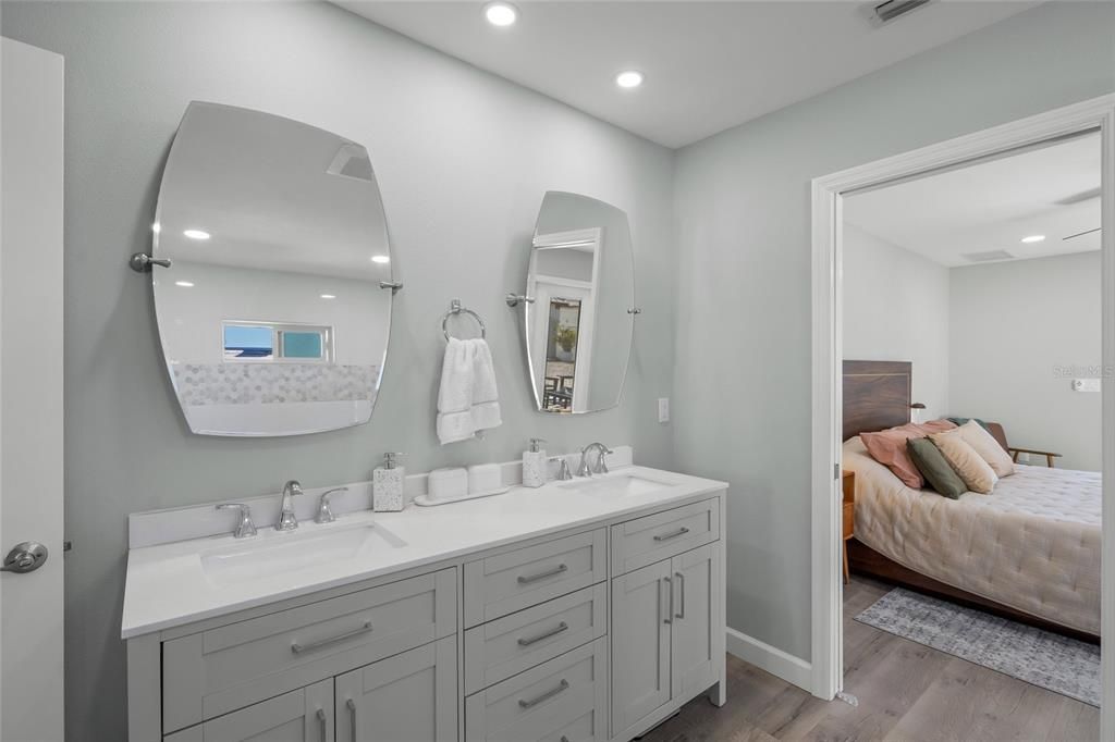 En Venta: $775,000 (3 camas, 2 baños, 1755 Pies cuadrados)