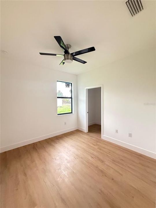 En Renta: $2,190 (4 camas, 2 baños, 1681 Pies cuadrados)