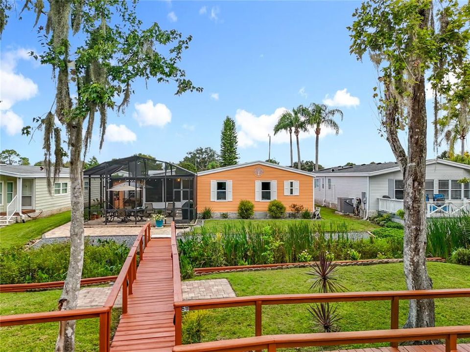 Activo con contrato: $320,000 (2 camas, 2 baños, 1571 Pies cuadrados)