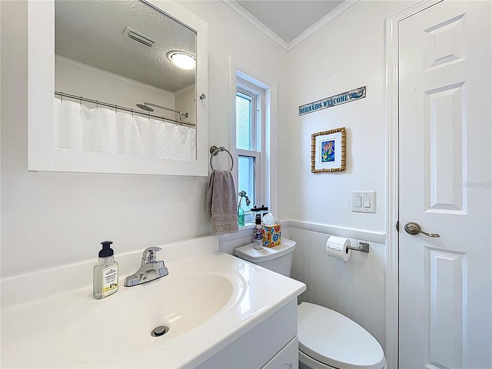 Activo con contrato: $320,000 (2 camas, 2 baños, 1571 Pies cuadrados)