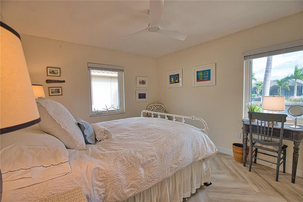 En Venta: $749,900 (3 camas, 2 baños, 2227 Pies cuadrados)