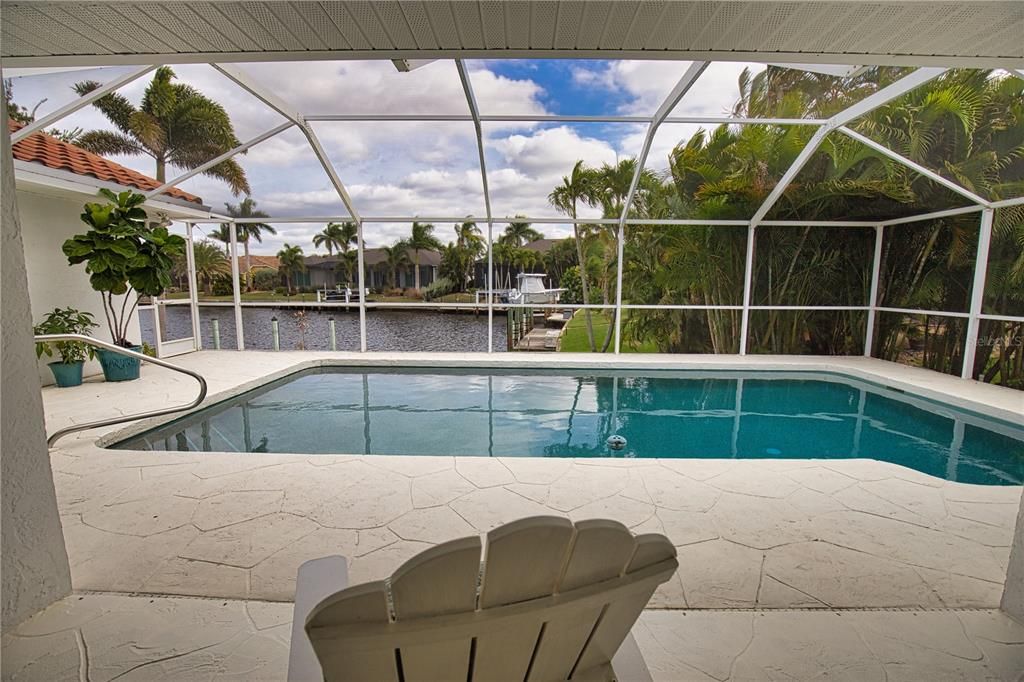 En Venta: $749,900 (3 camas, 2 baños, 2227 Pies cuadrados)