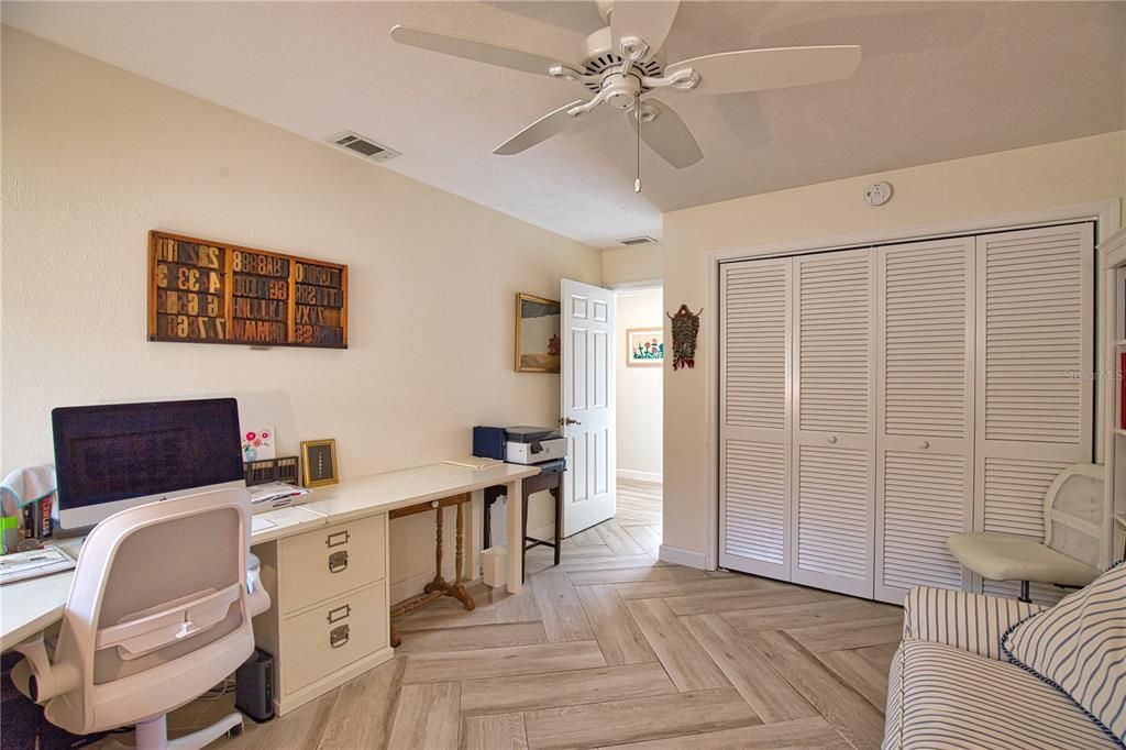 En Venta: $749,900 (3 camas, 2 baños, 2227 Pies cuadrados)