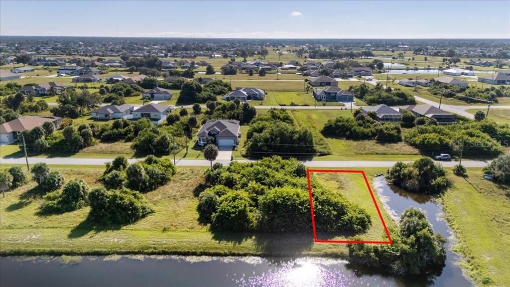 For Sale: $59,900 (0.17 acres)