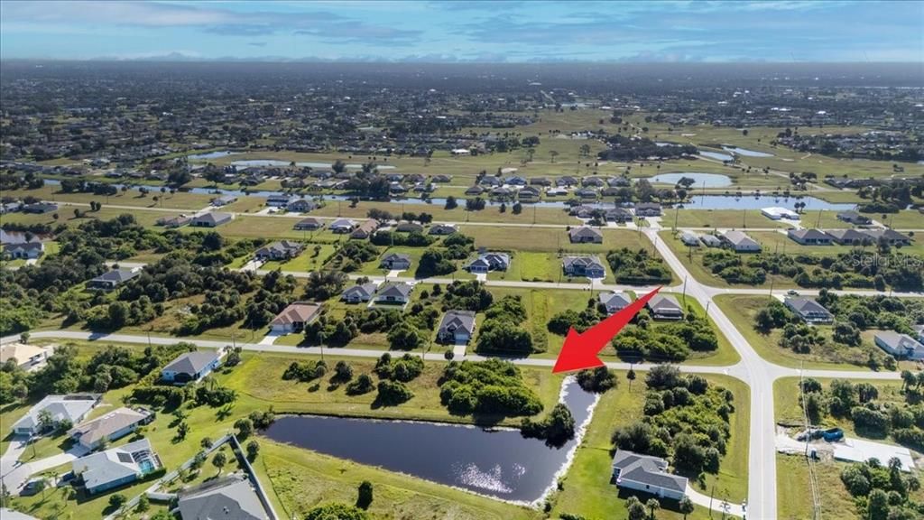 For Sale: $59,900 (0.17 acres)