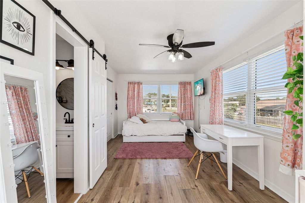 待售: $465,000 (4 贝兹, 3 浴室, 2497 平方英尺)