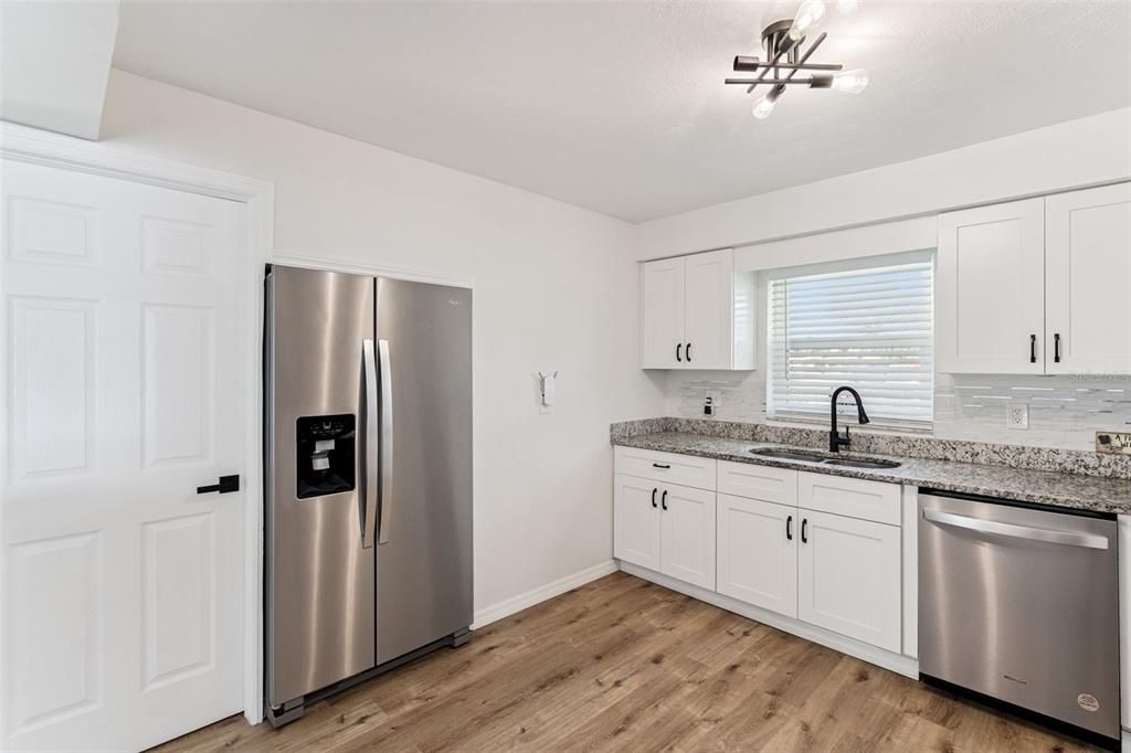 待售: $465,000 (4 贝兹, 3 浴室, 2497 平方英尺)