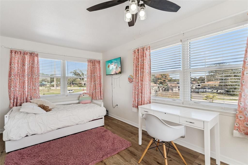 待售: $465,000 (4 贝兹, 3 浴室, 2497 平方英尺)