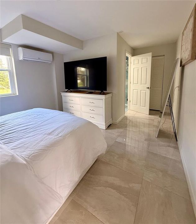 待售: $875,000 (5 贝兹, 4 浴室, 2712 平方英尺)