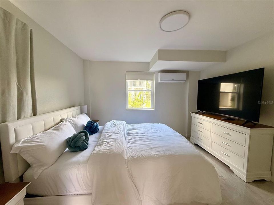 待售: $875,000 (5 贝兹, 4 浴室, 2712 平方英尺)