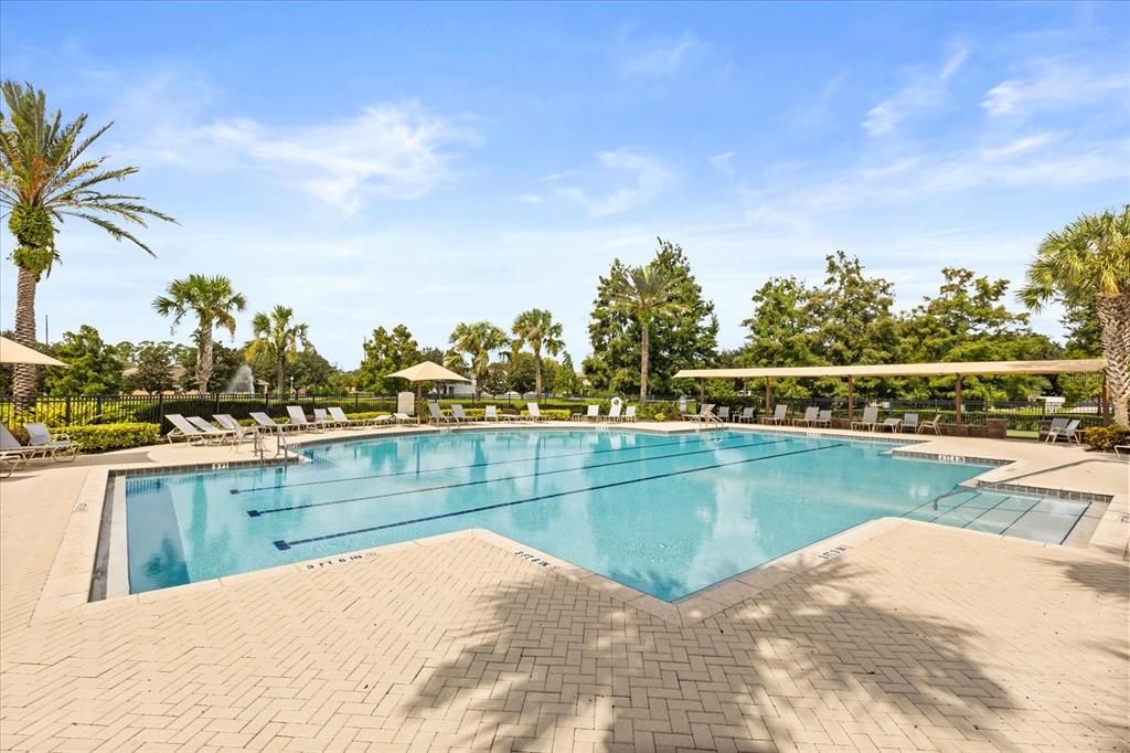 Под контрактом: $795,000 (5 спален, 5 ванн, 3600 Квадратных фут)