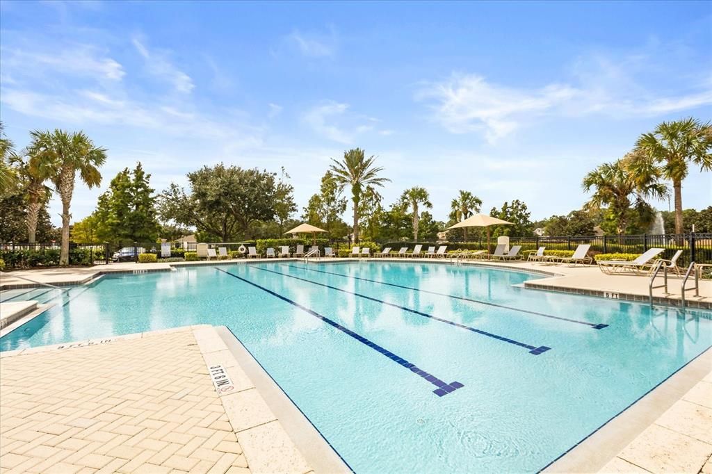 Под контрактом: $795,000 (5 спален, 5 ванн, 3600 Квадратных фут)