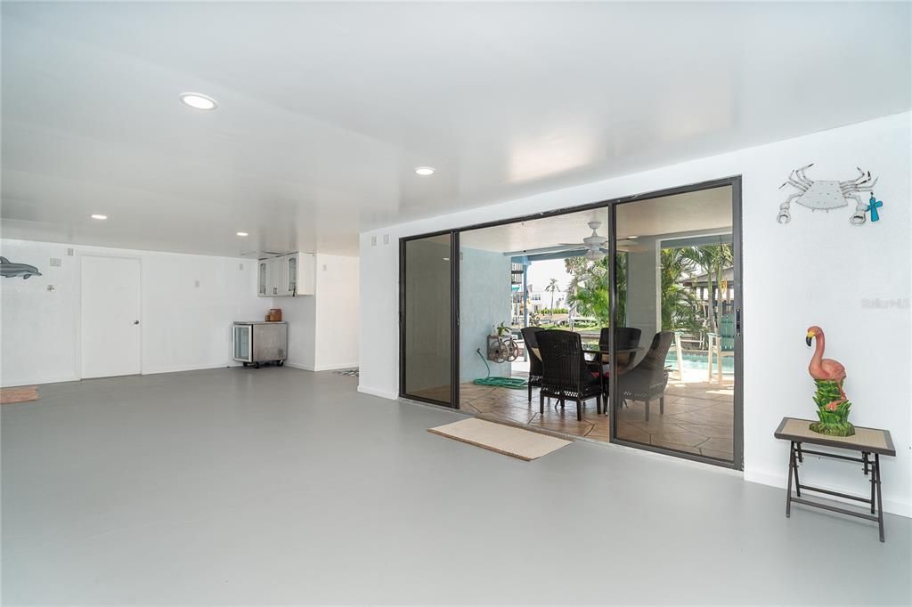 En Venta: $1,295,000 (3 camas, 3 baños, 2520 Pies cuadrados)