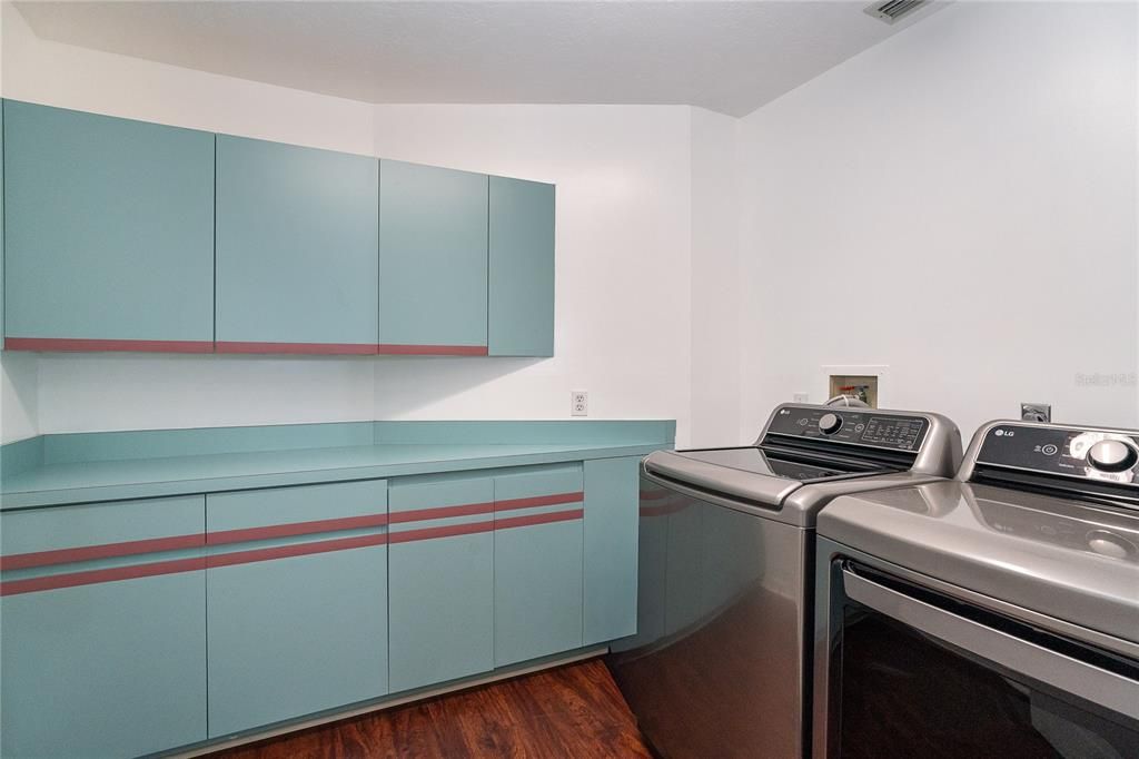 En Venta: $1,295,000 (3 camas, 3 baños, 2520 Pies cuadrados)