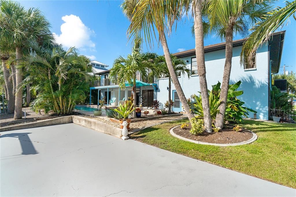 En Venta: $1,295,000 (3 camas, 3 baños, 2520 Pies cuadrados)