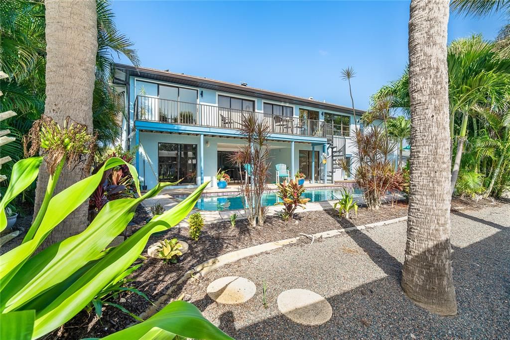 En Venta: $1,295,000 (3 camas, 3 baños, 2520 Pies cuadrados)