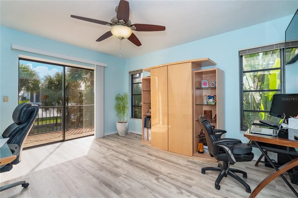 En Venta: $1,295,000 (3 camas, 3 baños, 2520 Pies cuadrados)