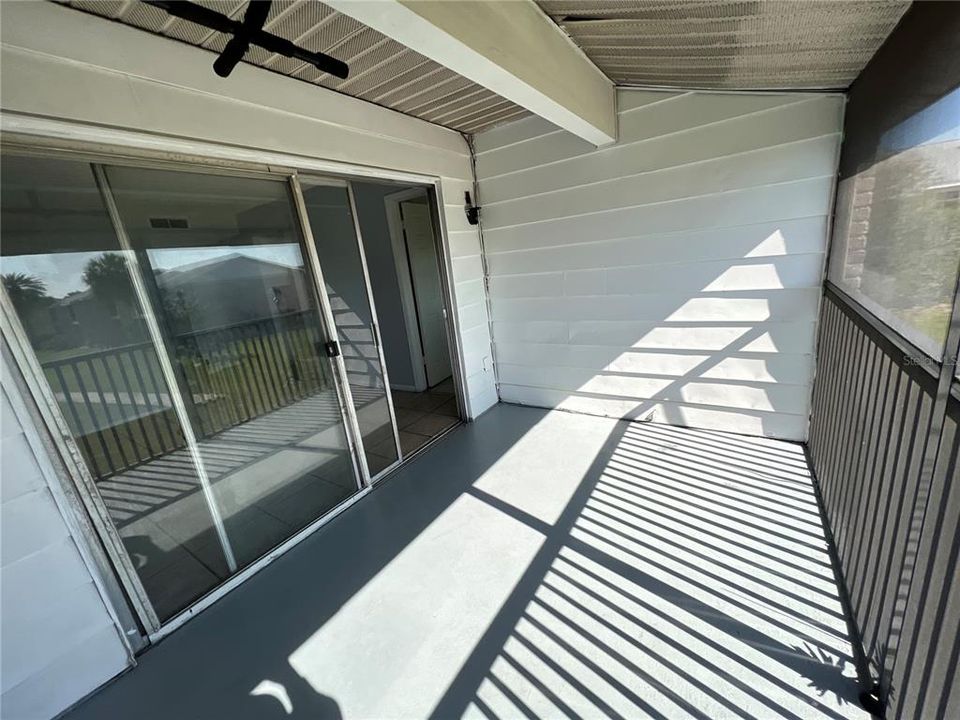 For Sale: $194,900 (3 beds, 2 baths, 893 Square Feet)