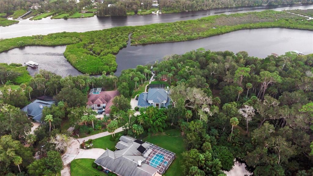 For Sale: $1,550,000 (6 beds, 4 baths, 5019 Square Feet)