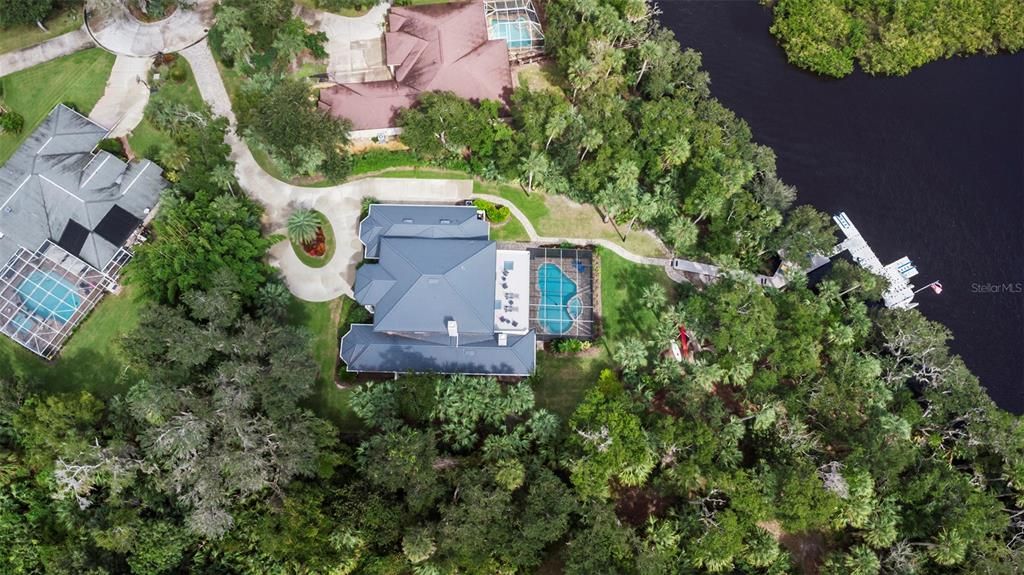 For Sale: $1,550,000 (6 beds, 4 baths, 5019 Square Feet)