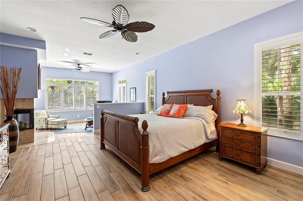 For Sale: $1,550,000 (6 beds, 4 baths, 5019 Square Feet)