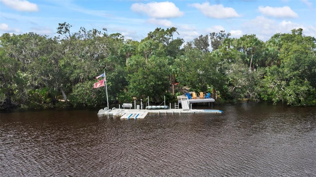 For Sale: $1,550,000 (6 beds, 4 baths, 5019 Square Feet)