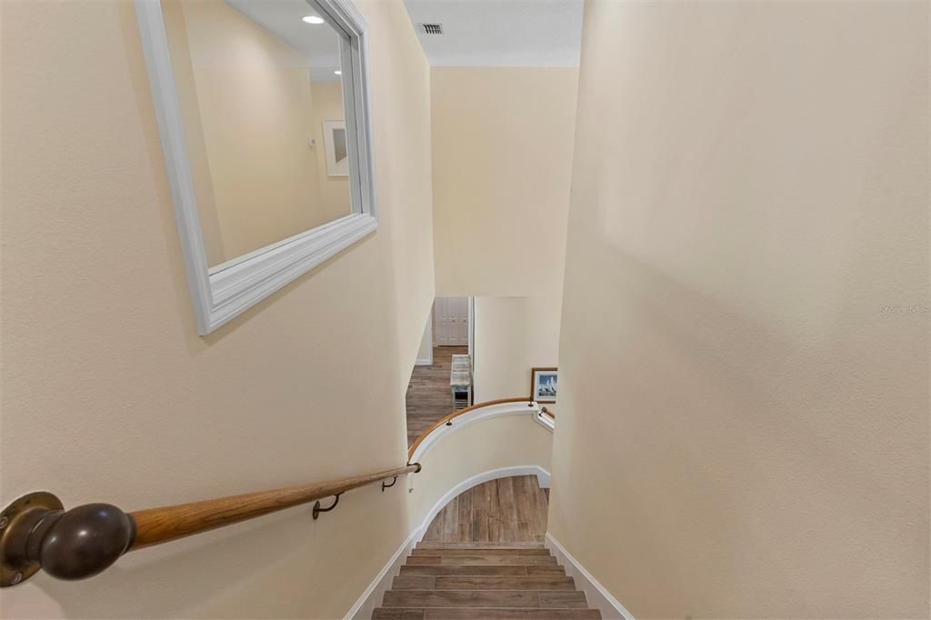 For Sale: $1,550,000 (6 beds, 4 baths, 5019 Square Feet)