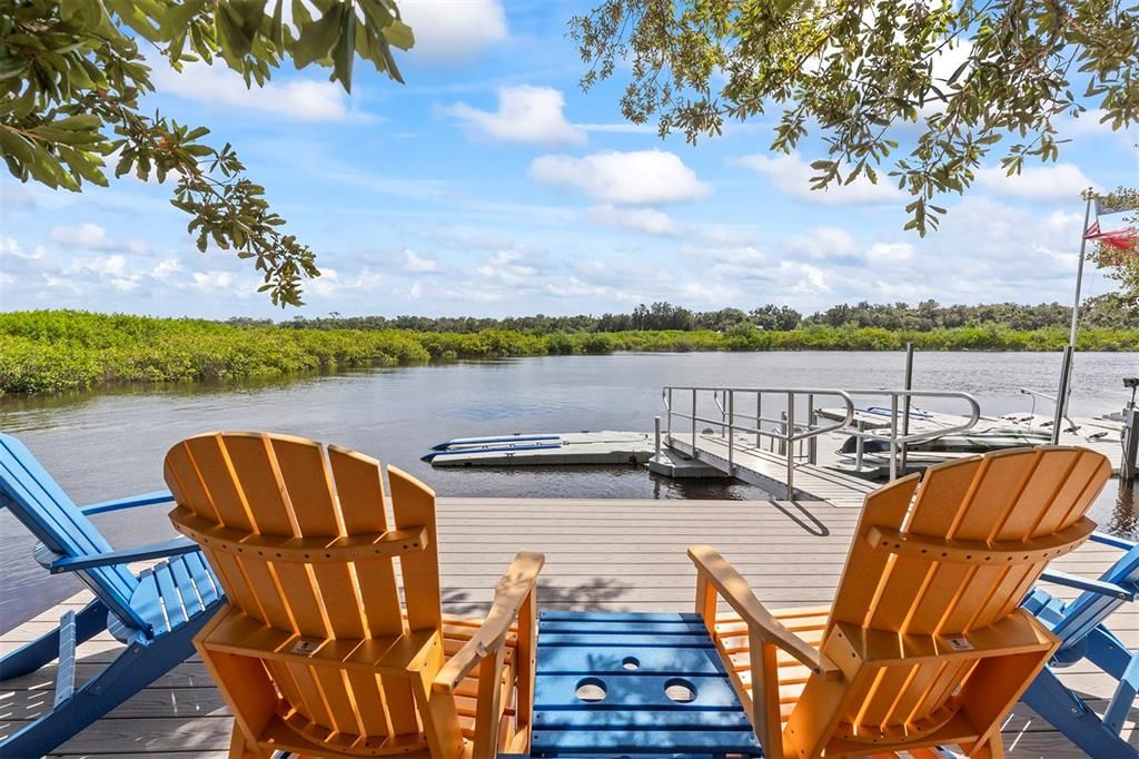 For Sale: $1,550,000 (6 beds, 4 baths, 5019 Square Feet)