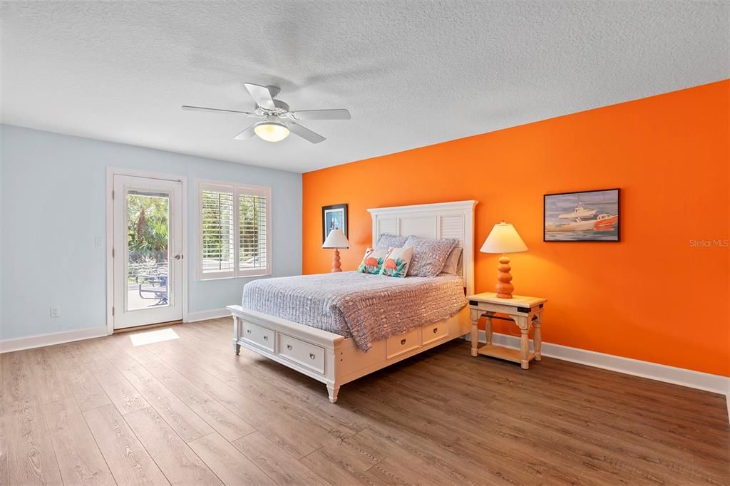 For Sale: $1,550,000 (6 beds, 4 baths, 5019 Square Feet)