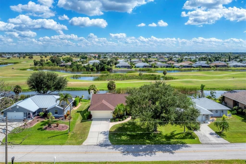 Activo con contrato: $419,900 (3 camas, 2 baños, 1997 Pies cuadrados)