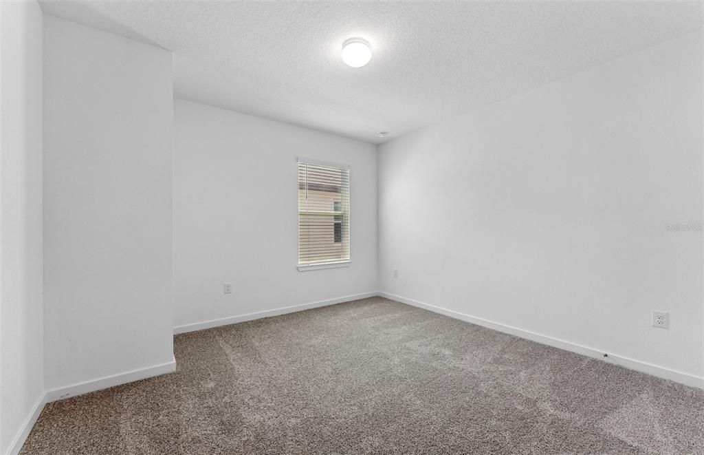 待售: $370,880 (4 贝兹, 3 浴室, 2203 平方英尺)