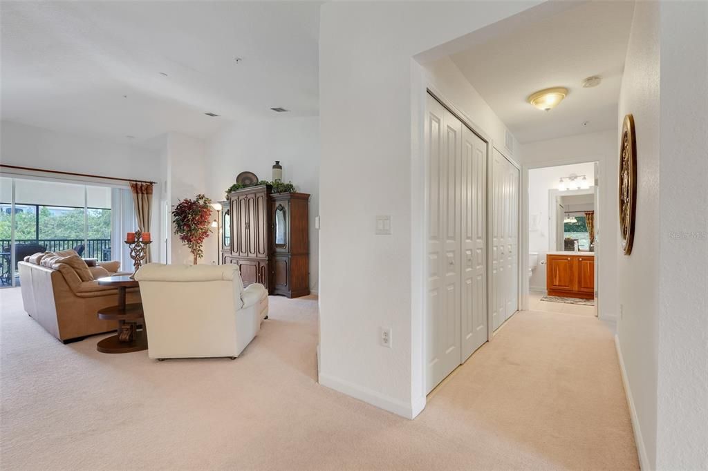 For Sale: $235,000 (2 beds, 2 baths, 1826 Square Feet)