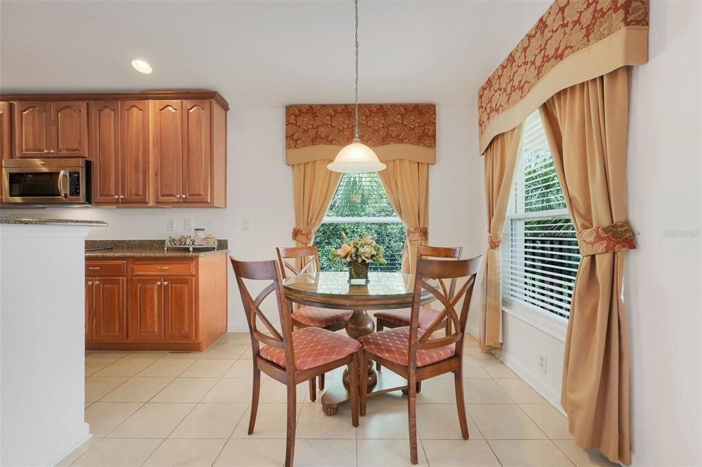 For Sale: $235,000 (2 beds, 2 baths, 1826 Square Feet)