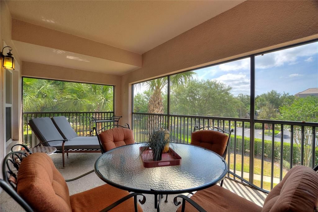 For Sale: $235,000 (2 beds, 2 baths, 1826 Square Feet)