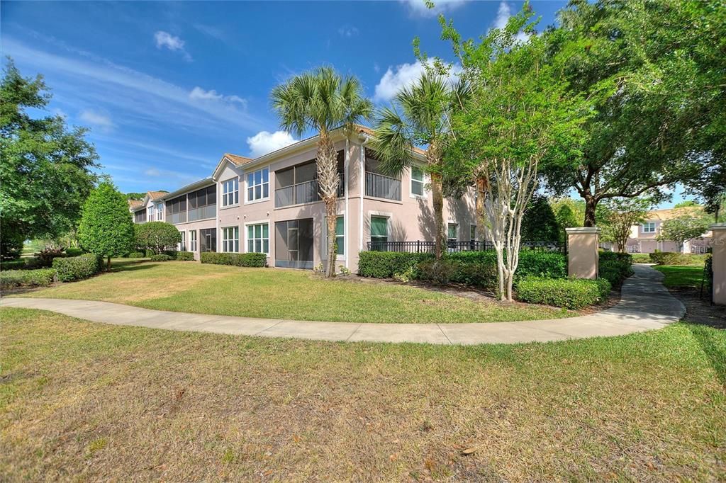 For Sale: $235,000 (2 beds, 2 baths, 1826 Square Feet)