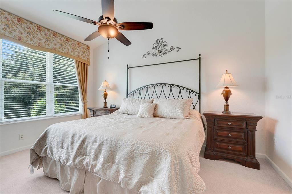 For Sale: $235,000 (2 beds, 2 baths, 1826 Square Feet)