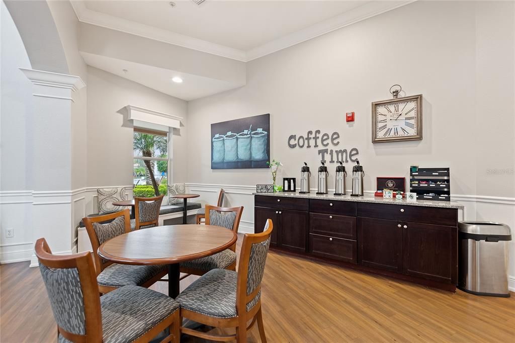 For Sale: $235,000 (2 beds, 2 baths, 1826 Square Feet)