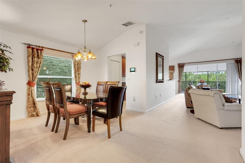 For Sale: $235,000 (2 beds, 2 baths, 1826 Square Feet)