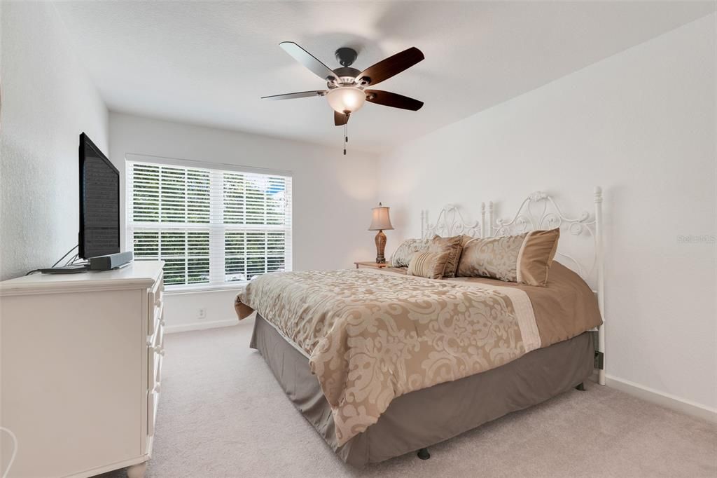 For Sale: $235,000 (2 beds, 2 baths, 1826 Square Feet)