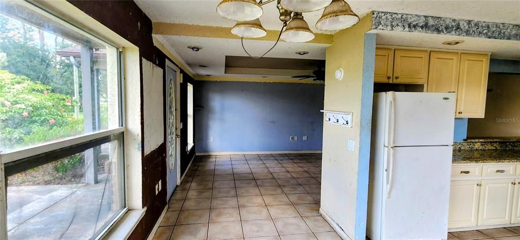 Active With Contract: $226,000 (4 beds, 3 baths, 2449 Square Feet)